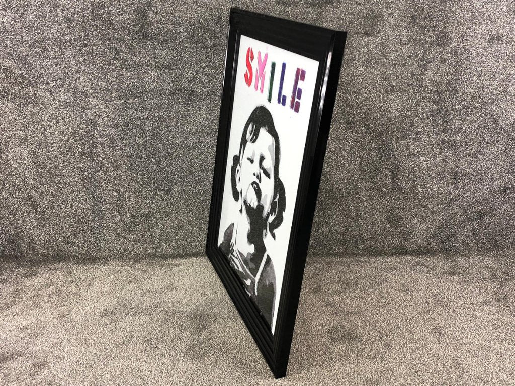 Liquid Art S-M-I-L-E